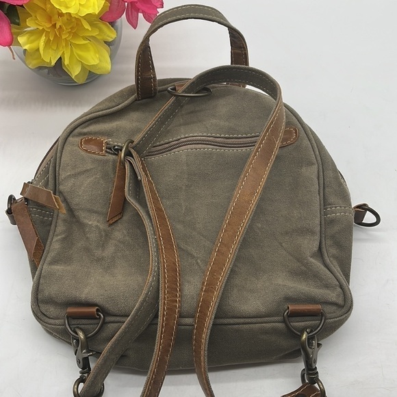 Bhrayna Bags Croc Canvas Backpack BRN2487C main image 5